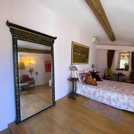 Le Petit Palais Hors Du Temps Holiday home *