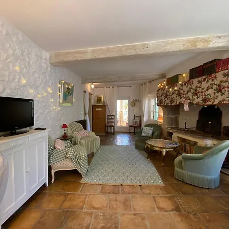 Holiday home Le Petit Palais Hors Du Temps *