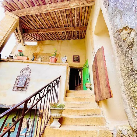 Le Petit Palais Hors Du Temps Holiday home